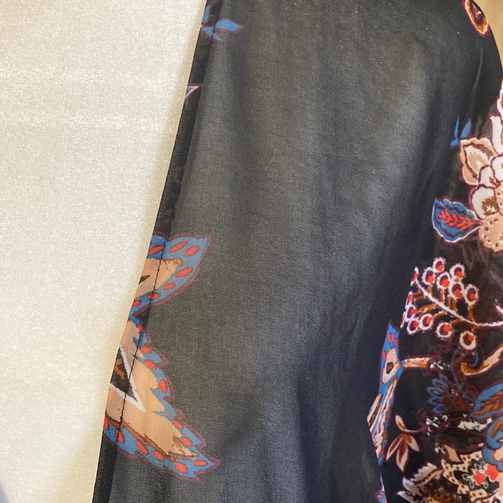 Maurices Multicolor Patterned Kimono - image 3